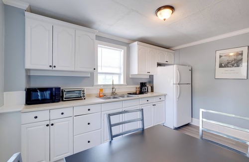 Hamilton Apartment | 6 Mi to Historic Leesburg: Apt w/On-Site Dining
