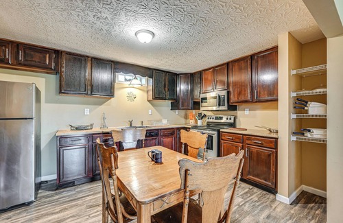 Liberty House | 6 Mi to Lake Liberty: Pet-Friendly Home w/Yard