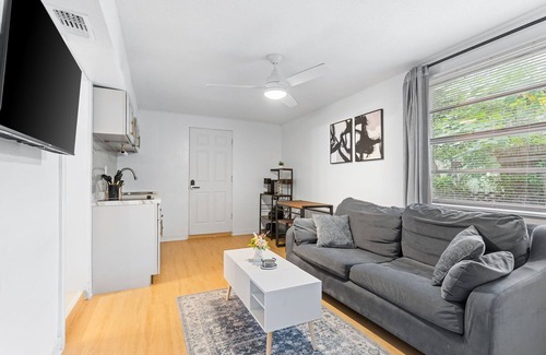 Northeast Tampa Apartment | 6 Miles from Downtown Tampa