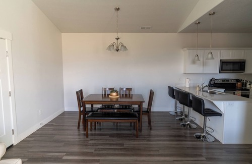 Lehi Condo | 6 mins to Adobe Headquarter Brand New Condo/Lehi