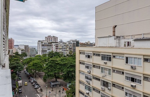 Ipanema Apartment | 6 minutes from Ipanema beach and close to the underground | J804