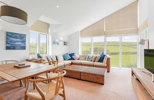 Burgh Island Apartment | 6 Ocean's Edge