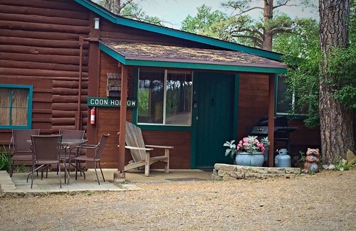 Rapid City Cabin | 6 Person Cabin near Mount Rushmore