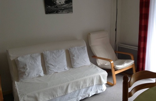 Cauterets Apartment | 6-person duplex apartment, 13 AV Docteur Domer