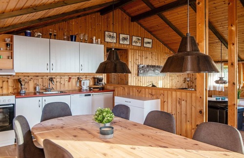 Skødshoved Strand House | 6 person holiday home in Knebel-By Traum