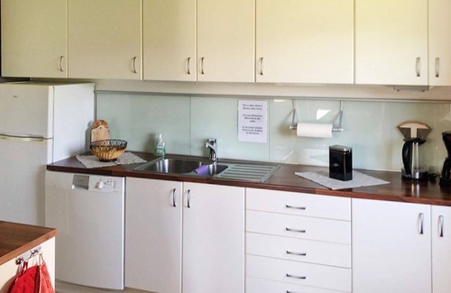 Averoy House | 6 person holiday home in AVERØY