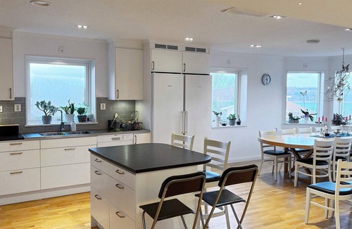 Adelso House | 6 person holiday home in ADELSÖ-By Traum