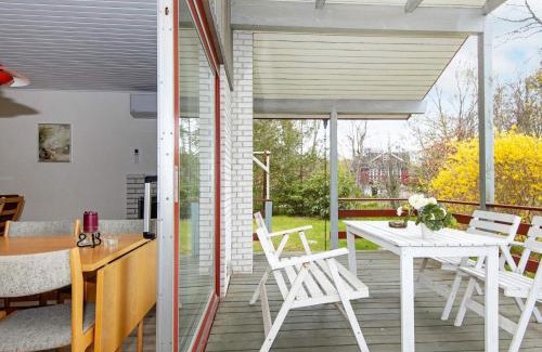 Fjellerup Strand House | 6 person holiday home in Glesborg