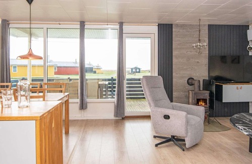 Trans House | 6 person holiday home in Lemvig