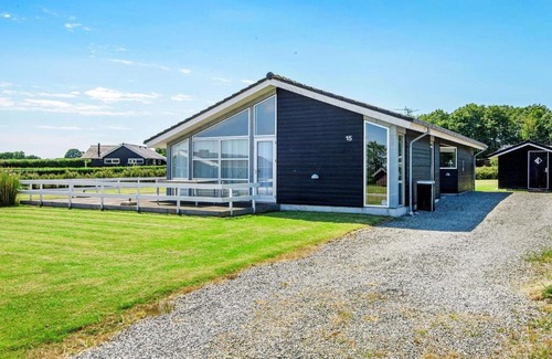 Mommark Strand House | 6 person holiday home in Sydals