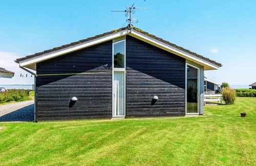 Mommark Strand House | 6 person holiday home in Sydals