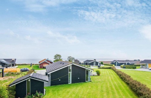 Mommark Strand House | 6 person holiday home in Sydals
