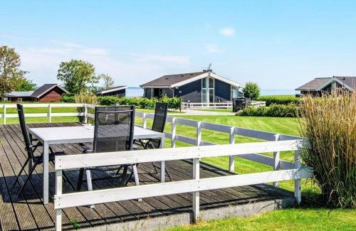 Mommark Strand House | 6 person holiday home in Sydals