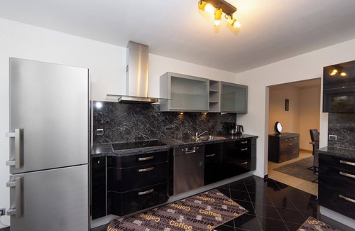 Fulda House | 6 room vacation home in Fulda's top location and 1.5 km from the center.