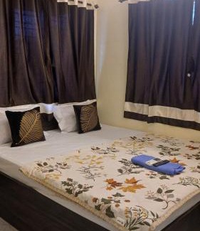 Ballygunge House | 6 Seasons BNB