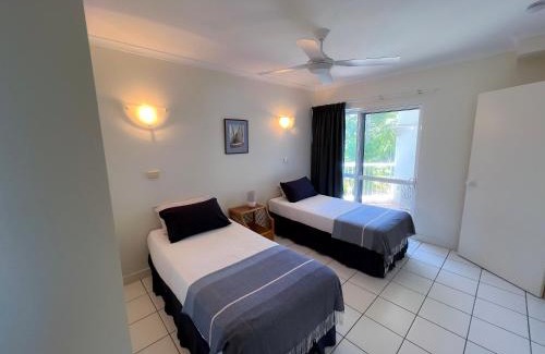 Wongaling Beach Apartment | 6 Ulysses - Spacious Beachfront Apartment