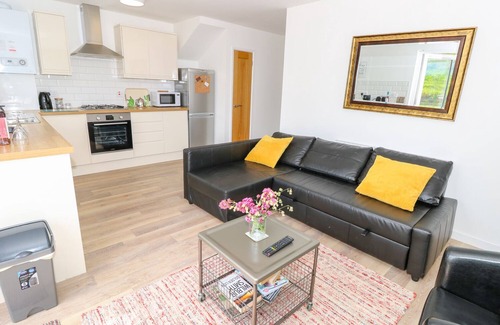 Freshwater Cottage | 6 YARMOUTH COTTAGES, pet friendly, with a garden in Freshwater