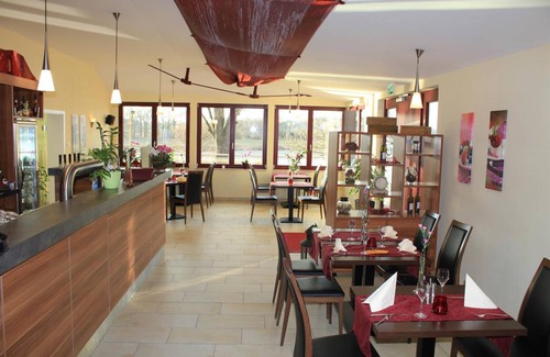 Diesbar-Seusslitz Apartment | 60 m² Apartment ∙ 1 bedroom ∙ 3 guests