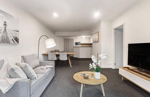 Chinatown Apartment | 60 m² Apartment ∙ 1 bedroom ∙ 4 guests