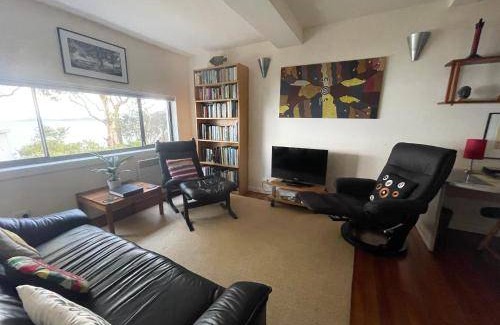 Taroona Apartment | 60 m² Apartment ∙ 2 bedrooms ∙ 5 guests