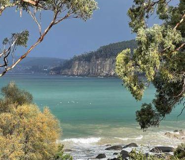 Taroona Apartment | 60 m² Apartment ∙ 2 bedrooms ∙ 5 guests