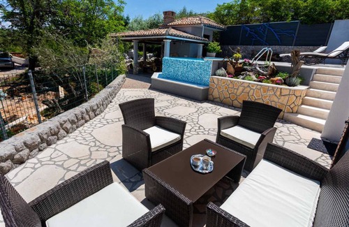 Dobrinj Apartment | 60 m² Apartment ∙ 2 bedrooms ∙ 5 guests