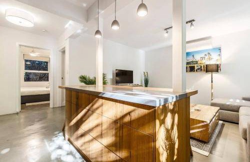 St Kilda Apartment | 60 m² Apartment ∙ 2 bedrooms ∙ 4 guests