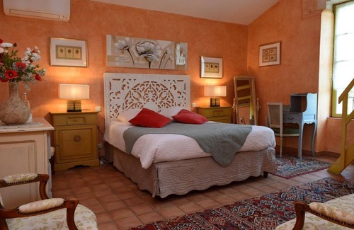 Caumont-sur-Durance Bed & Breakfast | 60 m² Bed and breakfast ∙ 2 bedrooms ∙ 6 guests