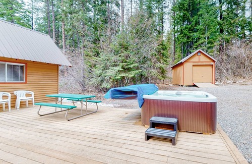 Cle Elum Cabin | 60 m² Cabin ∙ 1 bedroom ∙ 6 guests