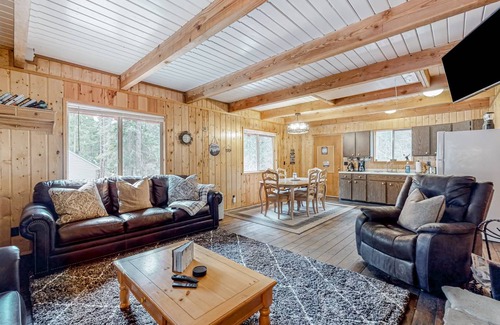 Cle Elum Cabin | 60 m² Cabin ∙ 1 bedroom ∙ 6 guests