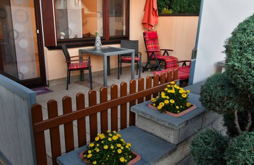Dettingen an der Erms Apartment | 60 m² Apartment ∙ 1 bedroom ∙ 2 guests