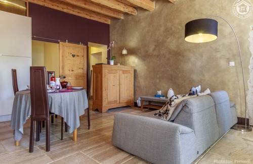 Brison-Saint-Innocent House | 60 m² Gîte ∙ 2 bedrooms ∙ 4 guests