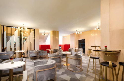 Hechuan Hotel | 60 m² Hotel ∙ 4 guests