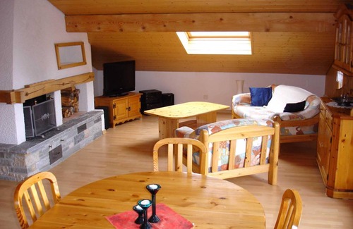 Sigriswil House | 60 m² House ∙ 1 bedroom ∙ 4 guests