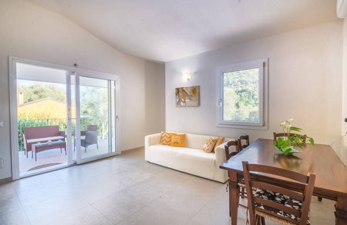 Schifoni House | 60 m² House ∙ 2 bedrooms ∙ 4 guests