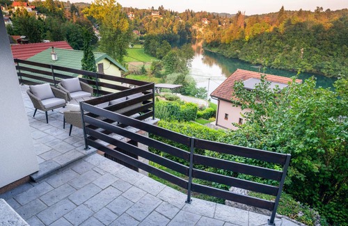 Duga Resa House | 60 m² House ∙ 2 bedrooms ∙ 4 guests