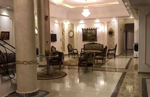 6th of October City Villa | 600 m² Villa ∙ 5 bedrooms ∙ 15 guests