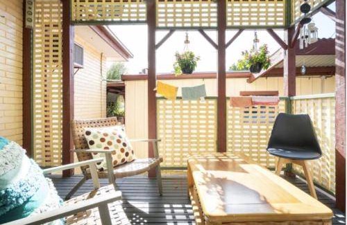 Frankston House | 600 m² House ∙ 3 bedrooms ∙ 6 guests