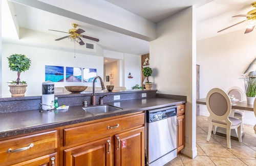 Ruskin House | 601 Little Harbor