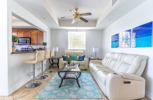 Ruskin House | 601 Little Harbor