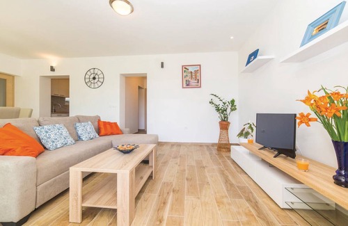 Kastel Novi House | 61 m² House ∙ 2 bedrooms ∙ 6 guests