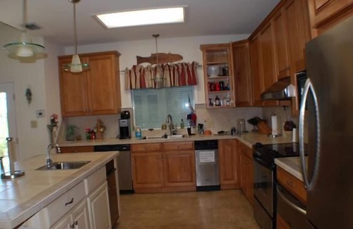 Port Mansfield House | 610 E. Port Up - Nestled in the Harbor, Great Views!