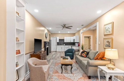 Natchez Condo | 610 Franklin: Downstairs | 2/2 | Heart of Downtown | Pet Friendly w/fee
