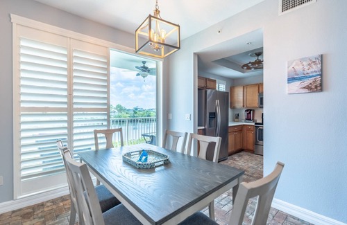 Ruskin House | 617 Little Harbor