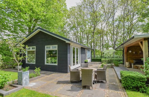 Heiloo House | 62 m² House ∙ 2 bedrooms ∙ 4 guests
