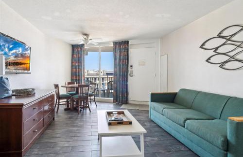 Wildwood Crest Apartment | 6201 Ocean Ave, Unit 410 - The Nassau Inn