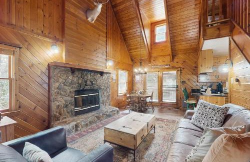 Screamer Mountain House | 629 Saddle Gap Dr