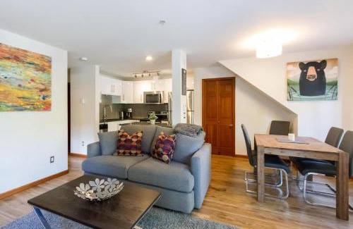 Village North House | 63 Lagoons