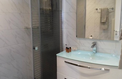 Porto Ronco Apartment | 63 m² Apartment ∙ 2 bedrooms ∙ 4 guests