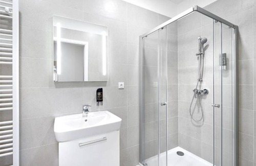 Brevnov Apartment | 63 m² Apartment ∙ 1 bedroom ∙ 4 guests